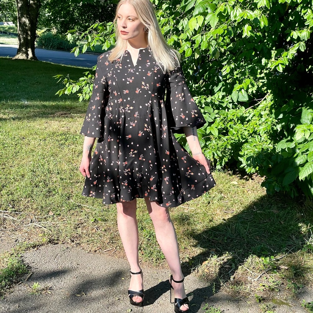 Carven Ditsy Floral Bell Sleeve Mini Dress